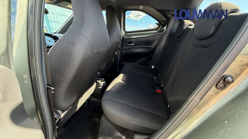 Toyota Aygo STYLE TECH VISION - fotka 13 z 19
