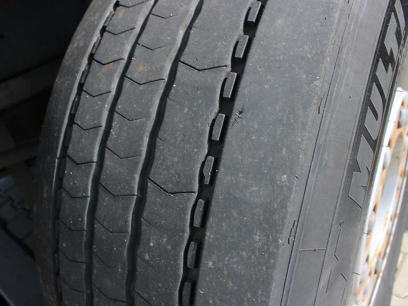 DAF XF FAD XF105.510 S, EURO 5, 8X4, - fotka 25 z 28