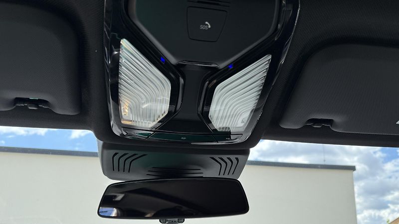 BMW X3 (2019) BMW X3 xDrive 20d po 1.majitel - fotka 25 z 37