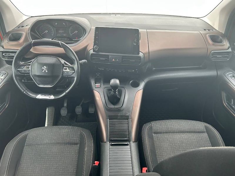 Peugeot Rifter GT S&S MAN6  1.5 BlueHDi - fotka 10 z 23