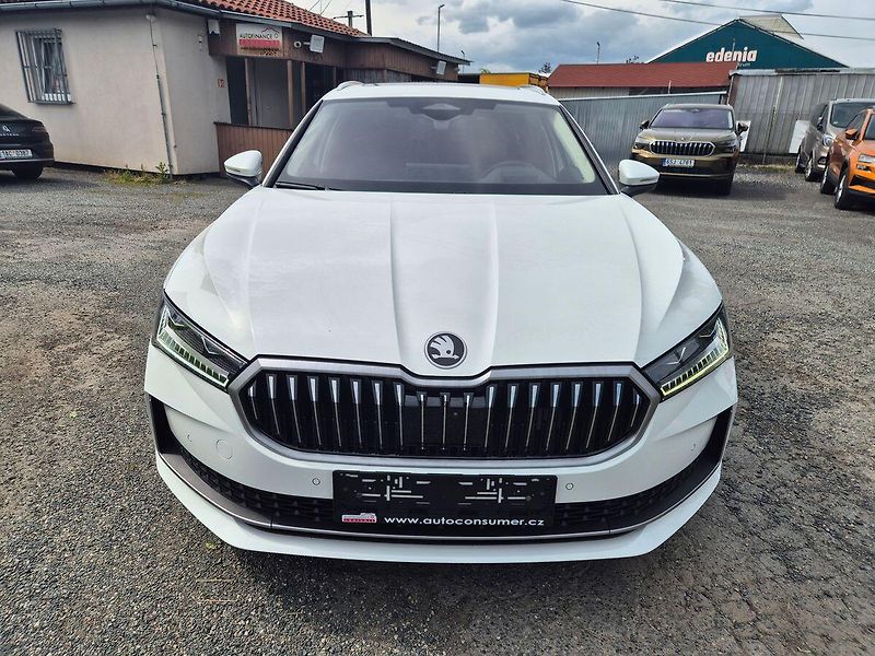 Škoda Superb Combi 2,0 TDI DSG 4x4 142 kW L - fotka 2 z 41