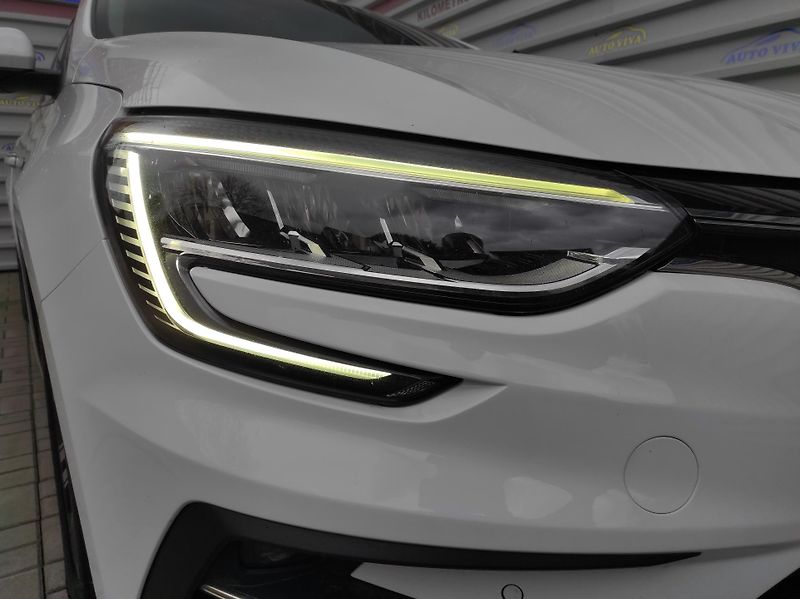 Renault Mégane 1,3TCe Intens AT, EDC, ČR, TZ - fotka 8 z 40