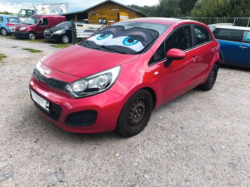 Kia Rio KRÁSNÁ,75T.KM,1MAJ48LET,VÝBAVA - fotka 2 z 23