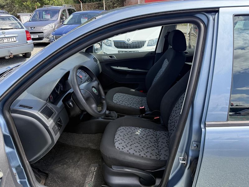 Škoda Fabia 1.2 HTP - fotka 8 z 13