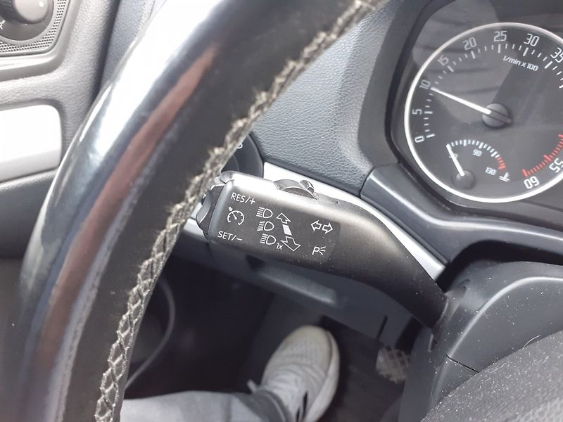 Škoda Octavia (2013) KOMBI 1.6 TDi 4x4 ČR - fotka 9 z 34