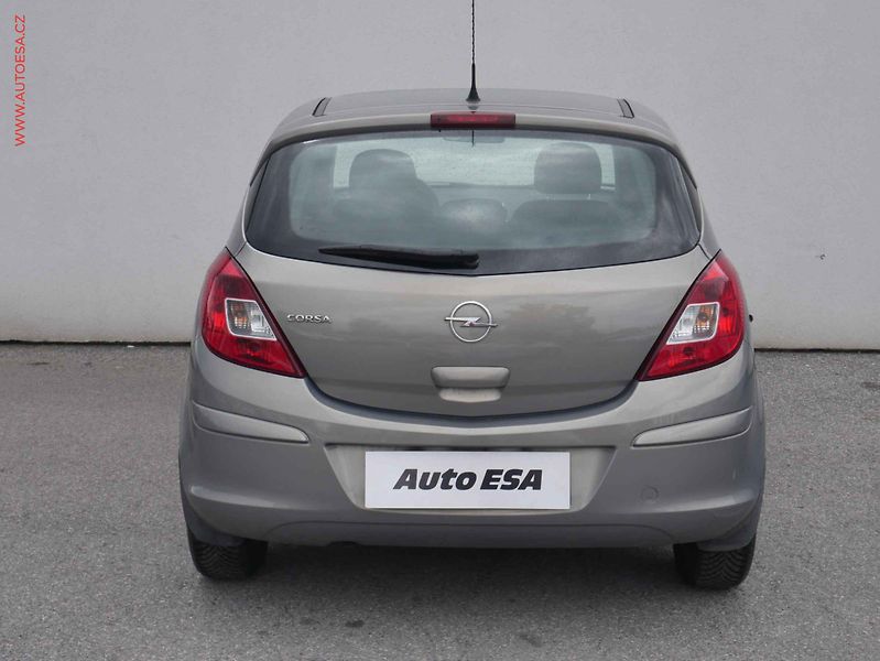 Opel Corsa (2011) 1.2i, 1.maj,ČR, servis.kniha - fotka 5 z 13