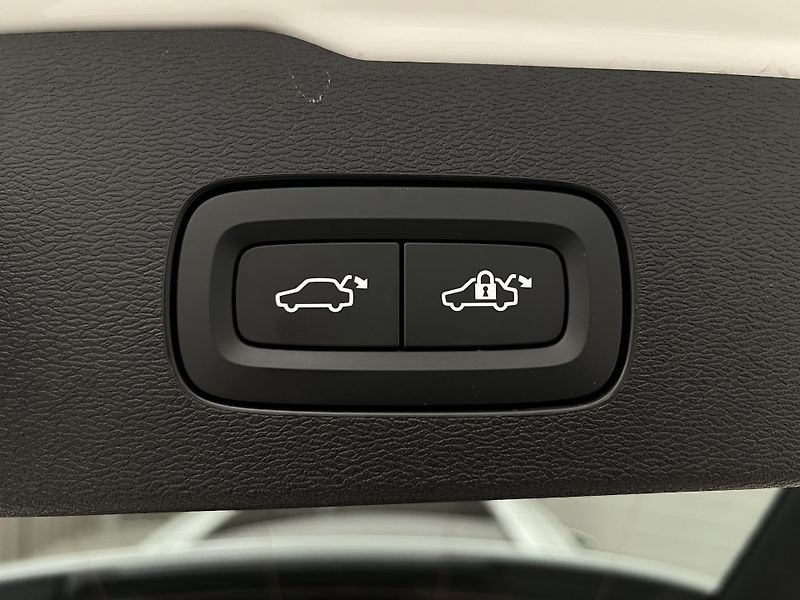 Volvo V60 T6 AWD ULTRA BRIGHT AUT - fotka 44 z 46