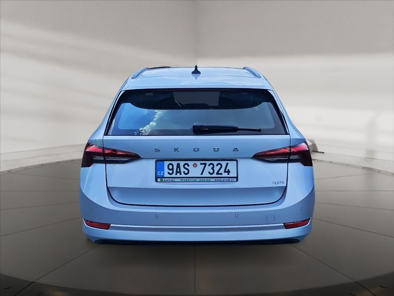 Škoda Octavia 2,0 TDI Ambition 4x4 DSG - fotka 5 z 11