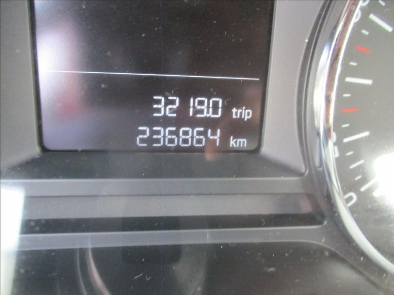 Škoda Octavia 1,6 TDI, DSG,tažné,serv.kniha, - fotka 19 z 44
