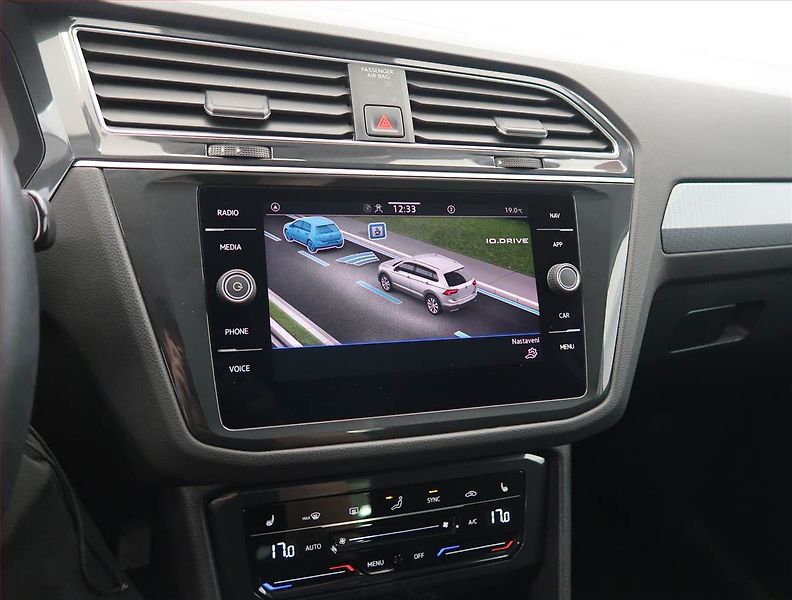 Volkswagen Tiguan (2021) Life 1.5 TSI, digi klima - fotka 16 z 24