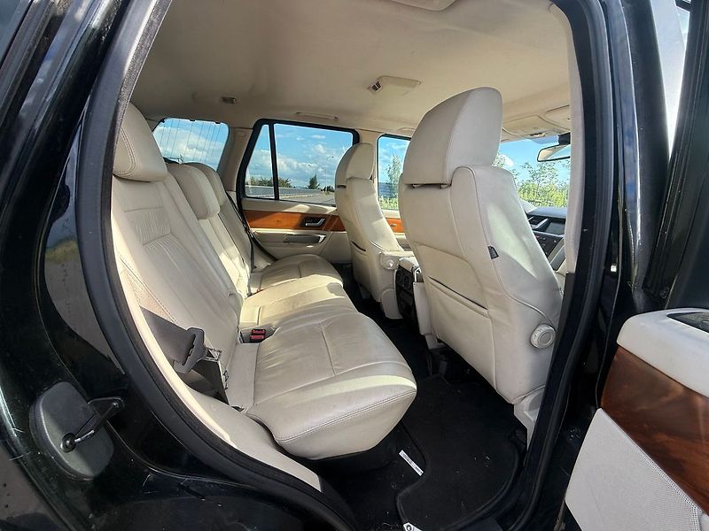Land Rover Range Rover Sport 2,7  140KW - fotka 12 z 18