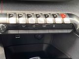 Peugeot 3008 (2017) 1.2 PT, Allure, AT, panor - náhled 15