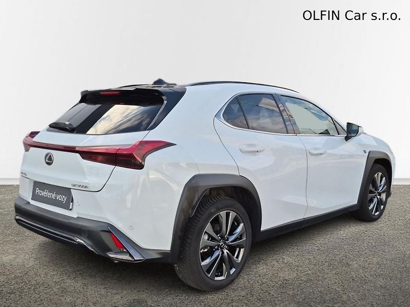 Lexus UX 300h h F SPORT Design Bi-Tone - fotka 2 z 25
