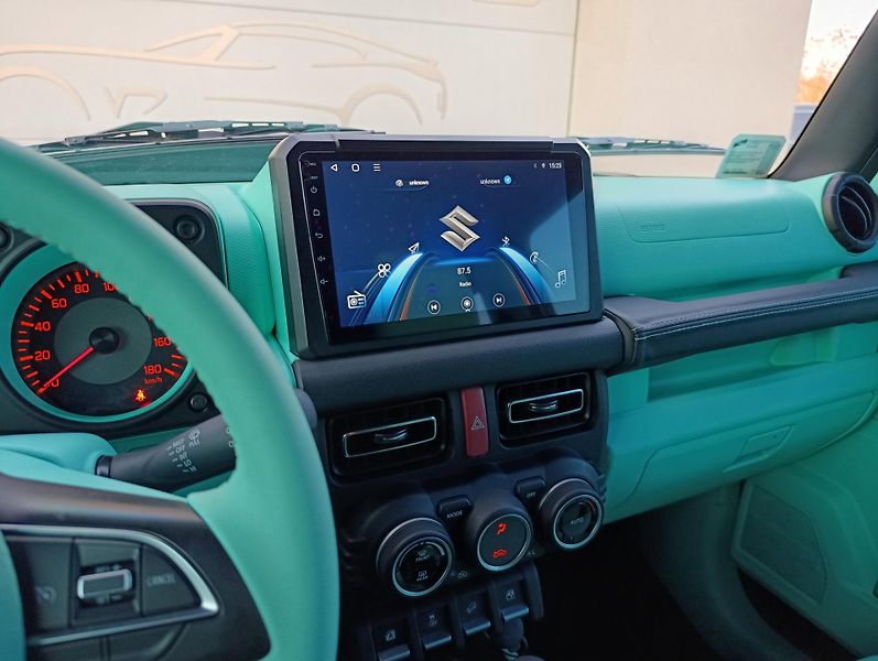 Suzuki Jimny BRABUS G800 OPTIK - fotka 23 z 37