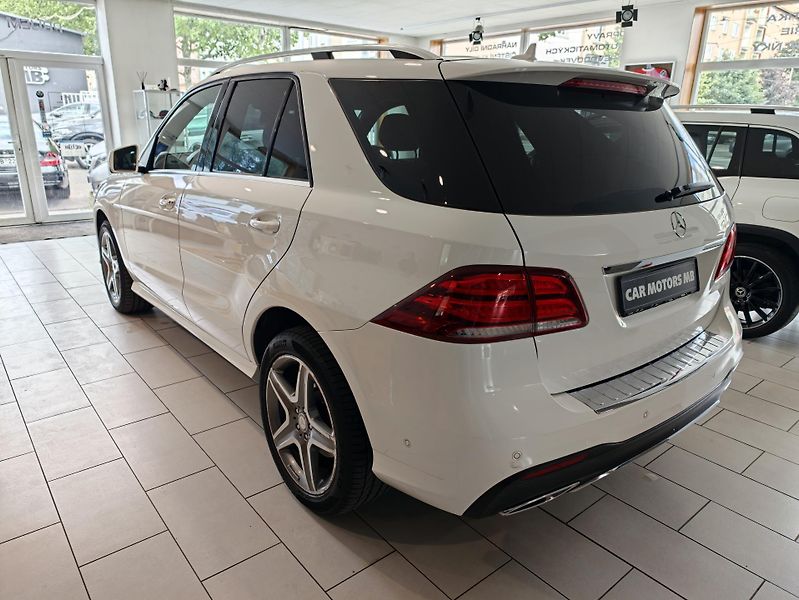 Mercedes-Benz GLE 250d 4M AMG Airmatic - fotka 7 z 53