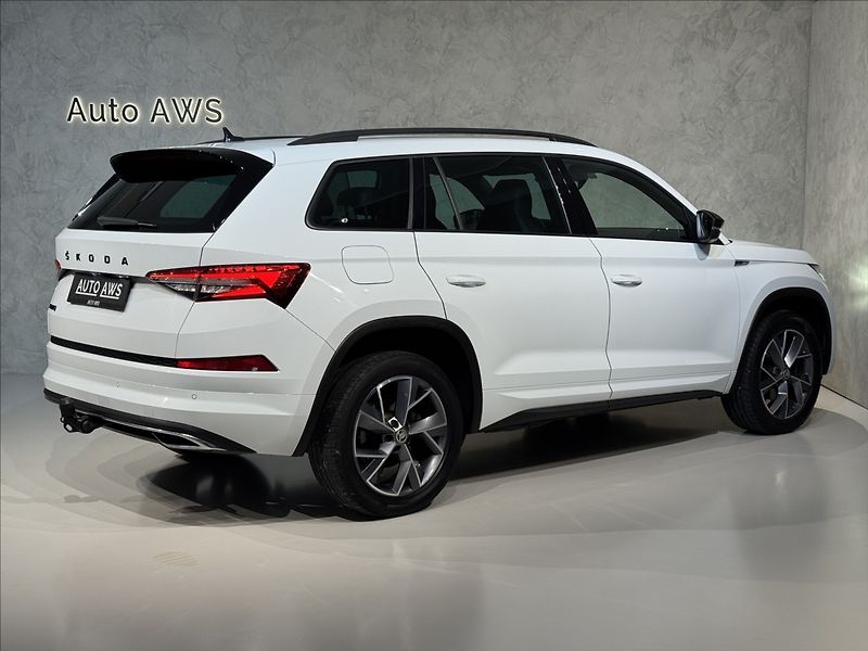 Škoda Kodiaq 2,0 TDi  DSG Sportline Virtual - fotka 8 z 50