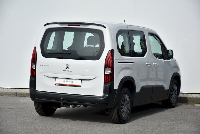 Peugeot Rifter (2022) 1.5 HDI 75kW - fotka 9 z 27