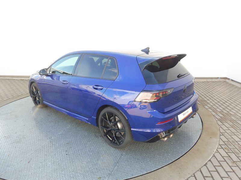 Volkswagen Golf (2026) R 2,0TSI 245 kW DSG - fotka 26 z 28