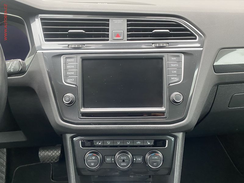 Volkswagen Tiguan (2016) 2.0 TDI 4x4, Highline, DSG, - fotka 12 z 21