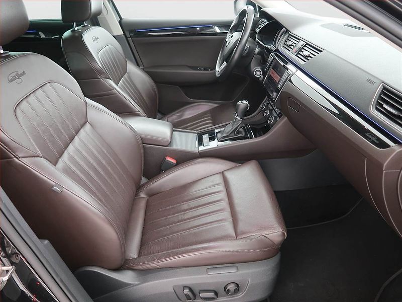 Škoda Superb (2017) Laurin&Klement 2.0 TDI 4x4 - fotka 9 z 24