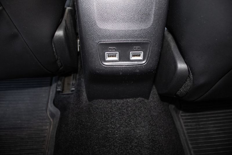 Peugeot 2008 - fotka 33 z 36