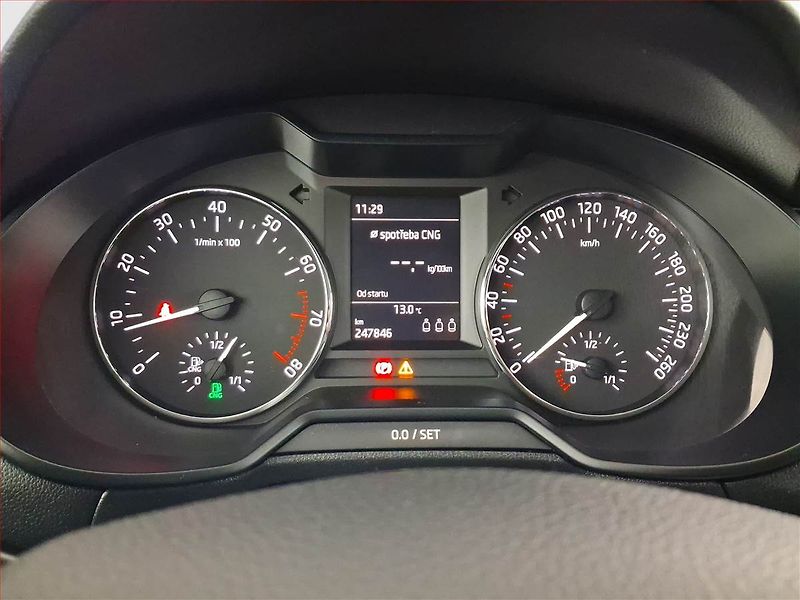 Škoda Octavia (2016) 1.4 TSI CNG, Tempomat - fotka 11 z 16