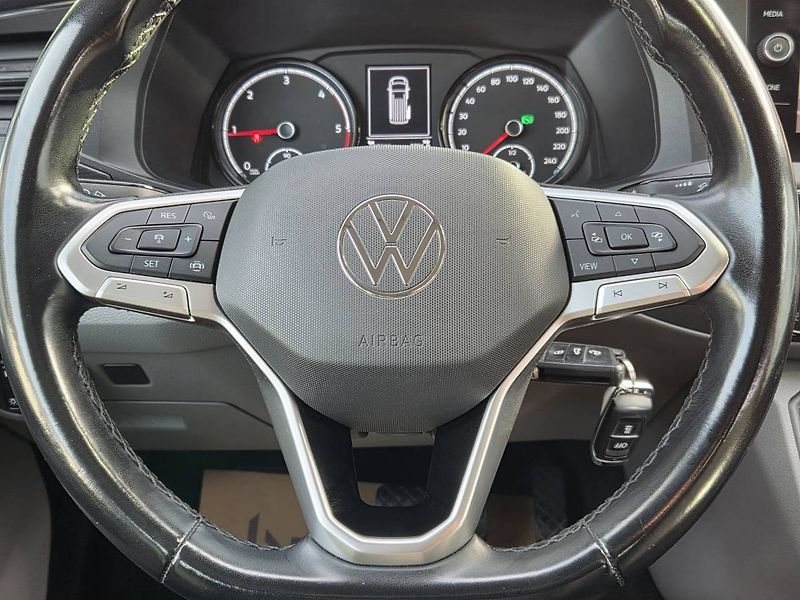Volkswagen Caravelle (2022) 2.0 TDI DSG Long 9míst WEBASTO - fotka 15 z 43
