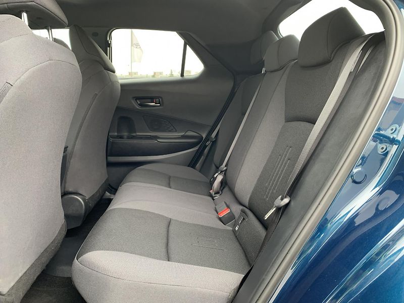 Toyota C-HR STYLE 2.0 PHEV 223k e-CVT - fotka 6 z 26