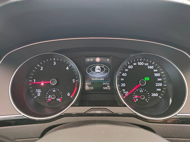 Volkswagen Passat Variant (2022) 2.0 TDI (110kW/150k) DSG, Busi - fotka 15 z 27