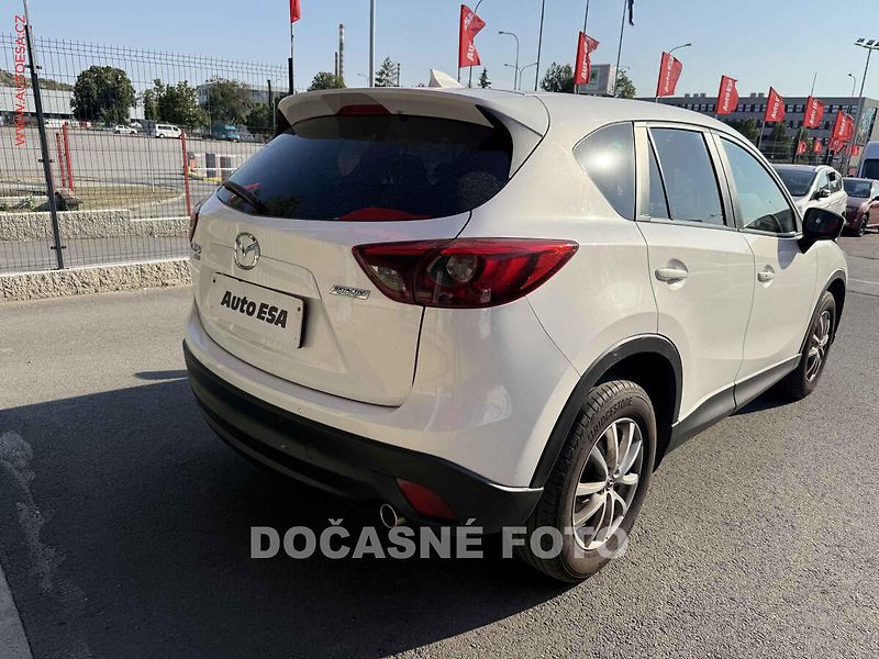 Mazda CX-5 (2016) 2.2D 4x4, ČR, AT, navi, LED - fotka 2 z 3