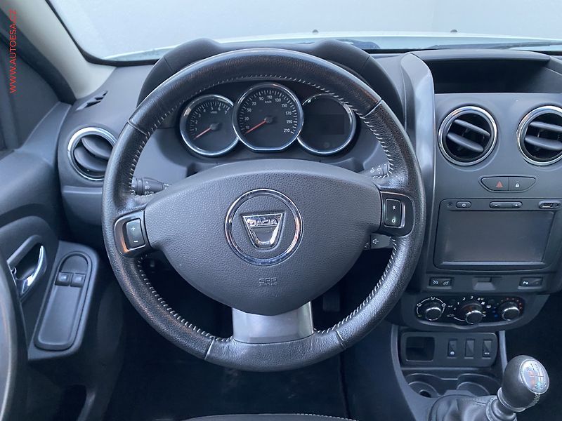 Dacia Duster (2016) 1.2 TCe, AC, temp. - fotka 11 z 14