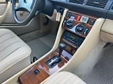Mercedes-Benz 124 (1986) 230E 97kw - náhled 29