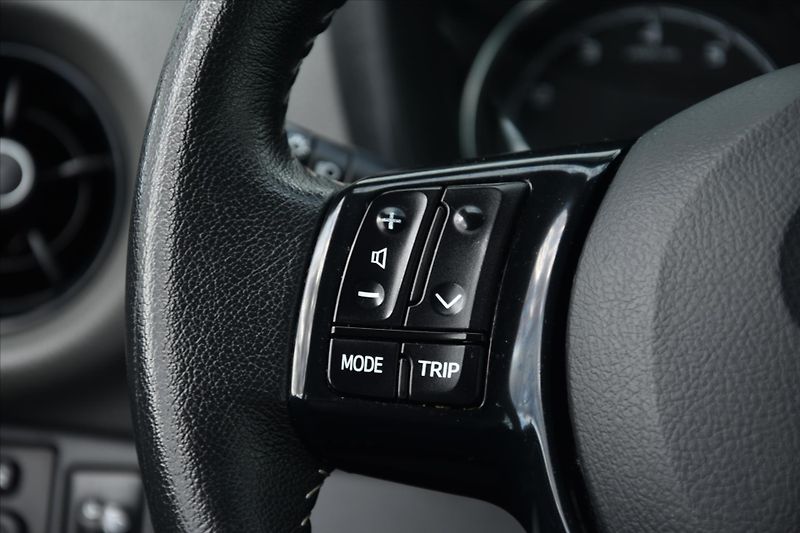 Toyota Yaris 1.5 VVT-i 82kW SERVIS.KNIHA ČR - fotka 16 z 23