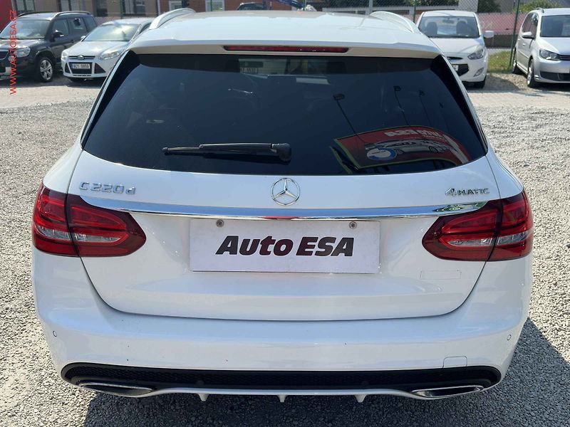 Mercedes-Benz Třídy C (2017) 2.2D C250 4matic, ČR, AT - fotka 5 z 19