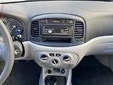 Hyundai Accent (2009) 1.4i, ČR, Klima - náhled 12