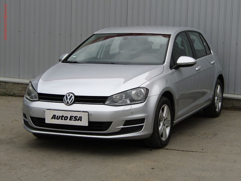 Volkswagen Golf (2015) 1.2 TSi, Comfortline - fotka 3 z 15