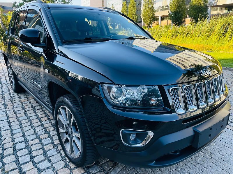 Jeep Compass 2.4i 4x4 AUT KAMERA TAŽNÉ - fotka 6 z 47