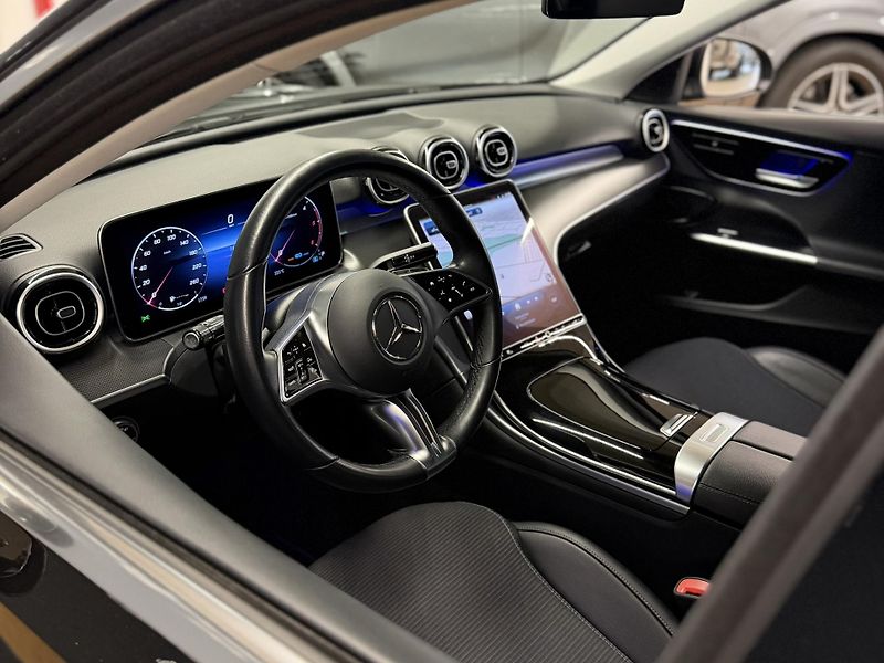 Mercedes-Benz Třídy C (2021) C 220d Avantgarde - fotka 15 z 76