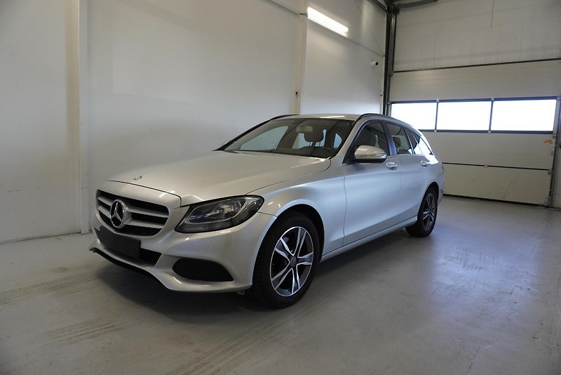 Mercedes-Benz Třídy C (2015) C200 CDI - fotka 1 z 31