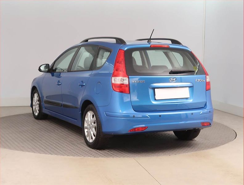 Hyundai i30 (2010) 1.6 CVVT, LPG, po STK - fotka 4 z 15