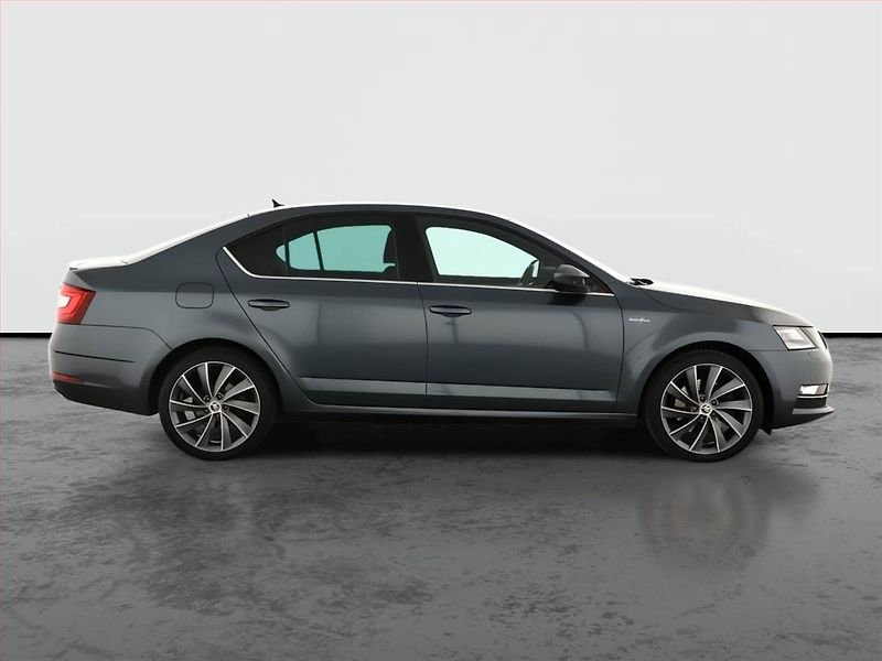 Škoda Octavia (2018) Laurin&Klement 2.0 TSI - fotka 6 z 20