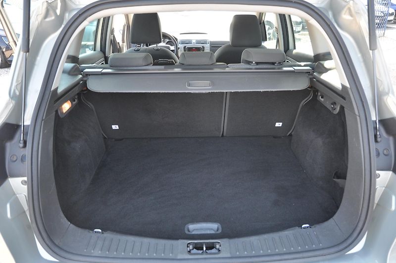 Ford Kuga 2.0TDCi 103kW 4x4 Trend - fotka 8 z 14