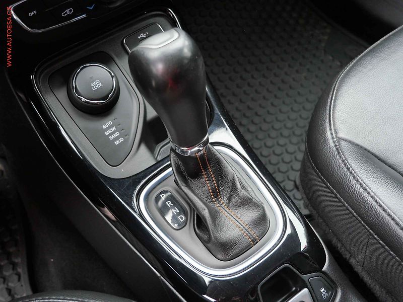 Jeep Compass (2019) 2.0 Multijet, AT, AC - fotka 14 z 23
