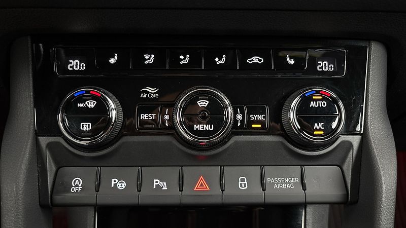 Škoda Kodiaq 2.0 TDI DSG 4x4 Sportline - fotka 13 z 32