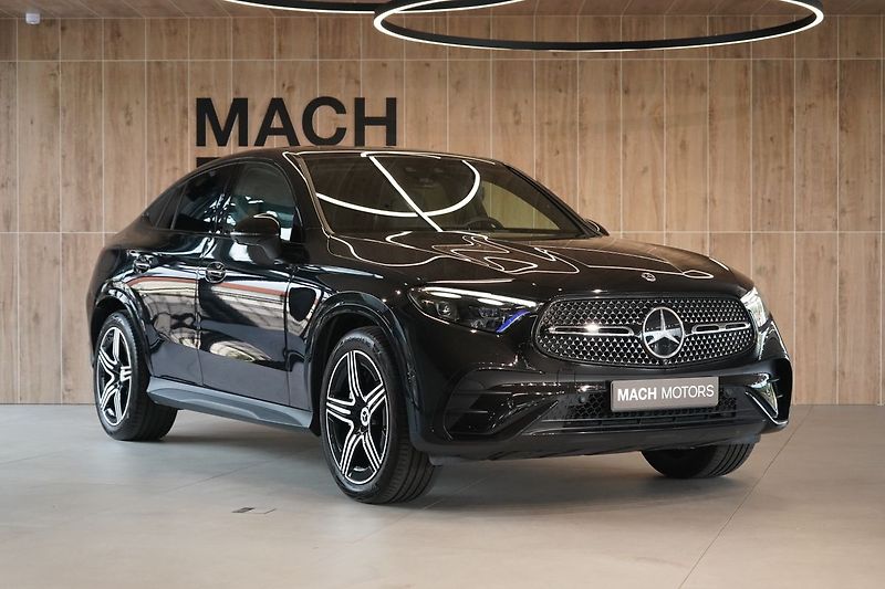 Mercedes-Benz GLC 220d Kupé 4M AMG, Masáž, 360° - fotka 4 z 50
