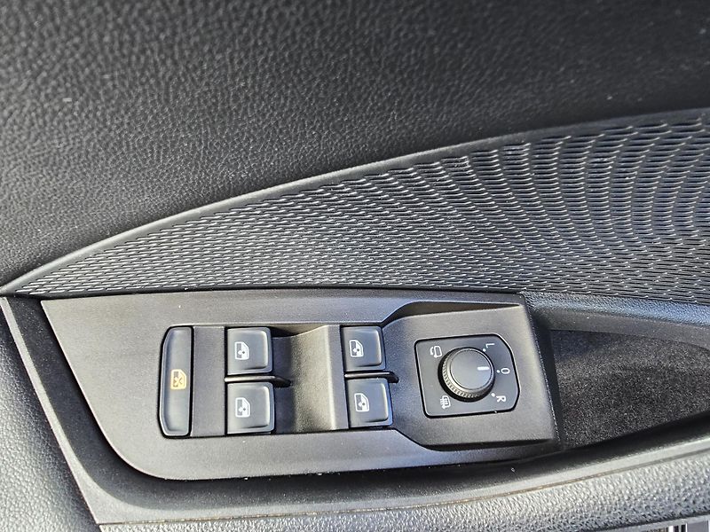 Škoda Octavia 1.5 TSI e-TEC DSG 110KW STYLE+ - fotka 18 z 46