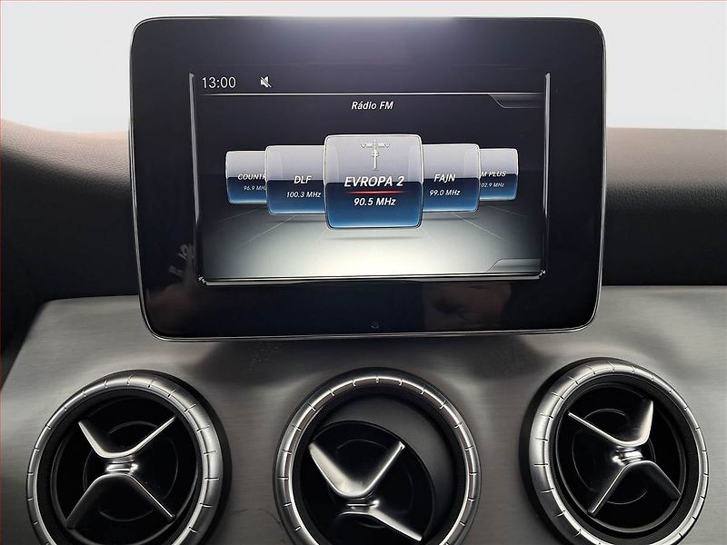 Mercedes-Benz CLA (2015) 180, Kůže, Navi, Bi-Xenony - fotka 12 z 18