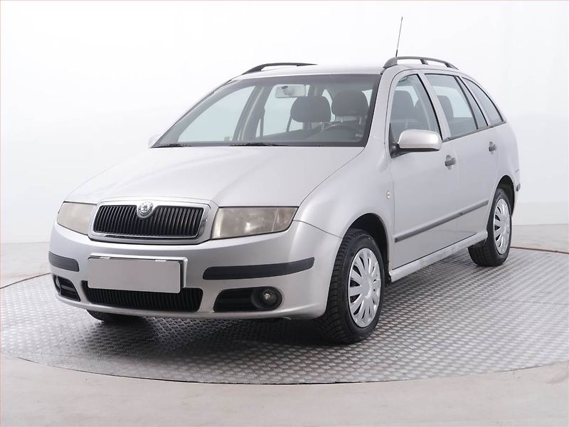 Škoda Fabia (2006) Elegance 1.2 12V, Serv.kniha - fotka 2 z 19