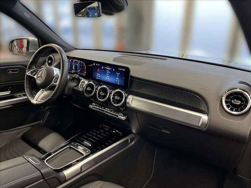 Mercedes-Benz GLB 200 d 4MATIC Progressive Line - fotka 14 z 22