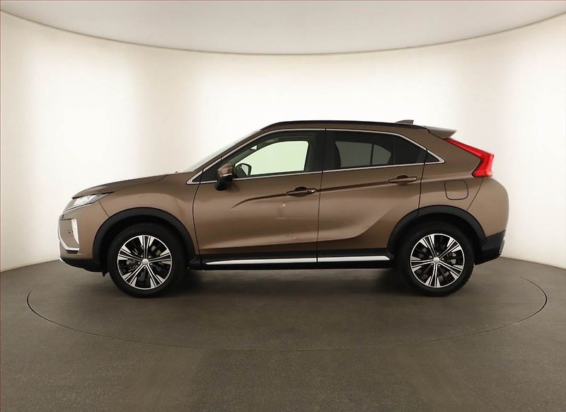 Mitsubishi Eclipse Cross (2019) 1.5 T-MIVEC - fotka 3 z 14